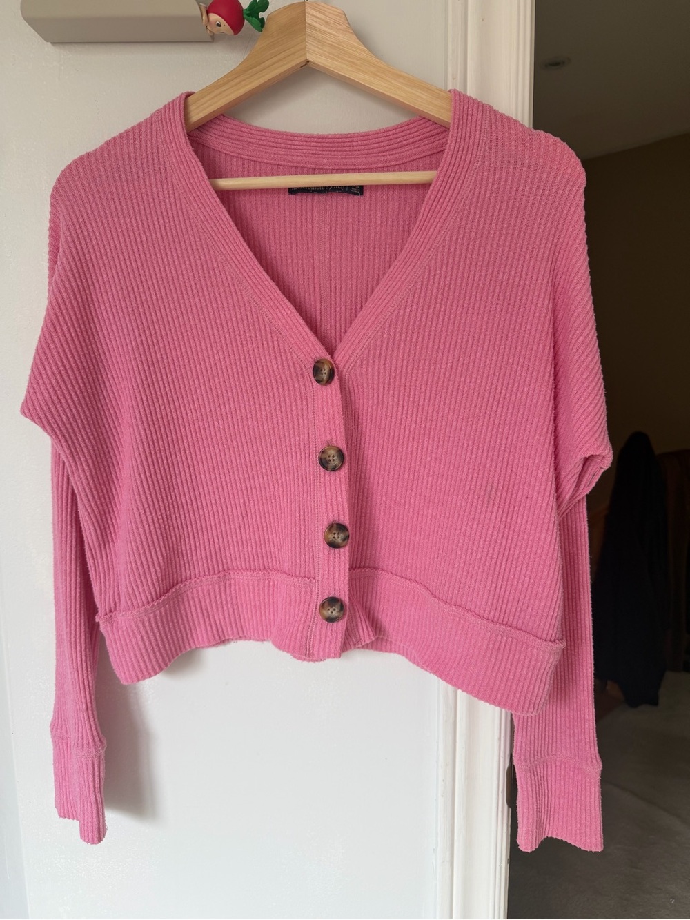 Abercrombie & Fitch Pink Ribbed V-Neck Button Cardigan